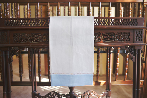 White Hemstitch Guest Towel with Blue Bell border - Click Image to Close